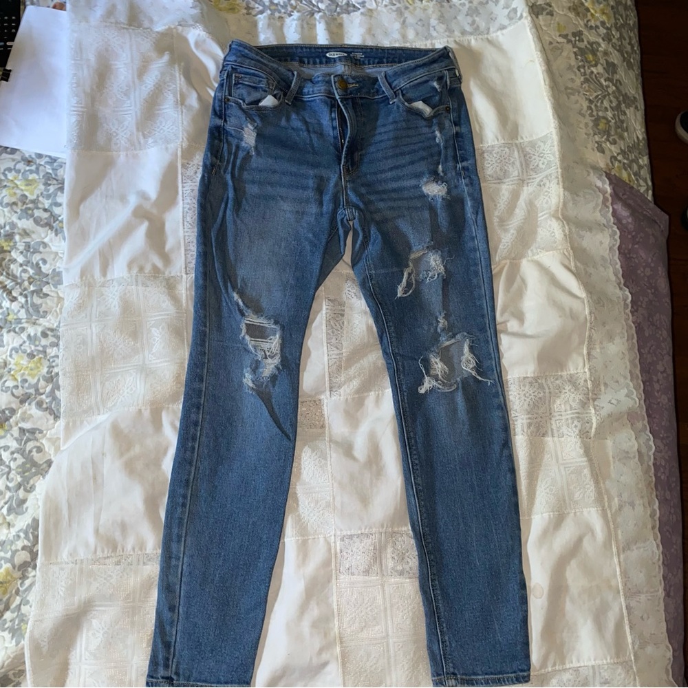 OLD NAVY Rockstar Super Skinny Mid Rise Ripped jeans SIZE 8. Great condi… - Picture 7 of 7